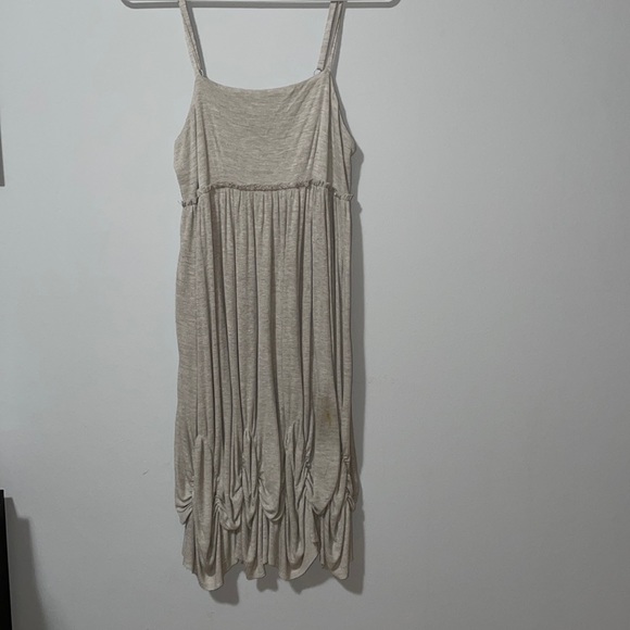 Dress - Picture 1 of 2